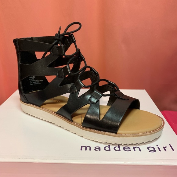 Madden girl black ankle gladiator sandal NIB - Picture 2 of 7